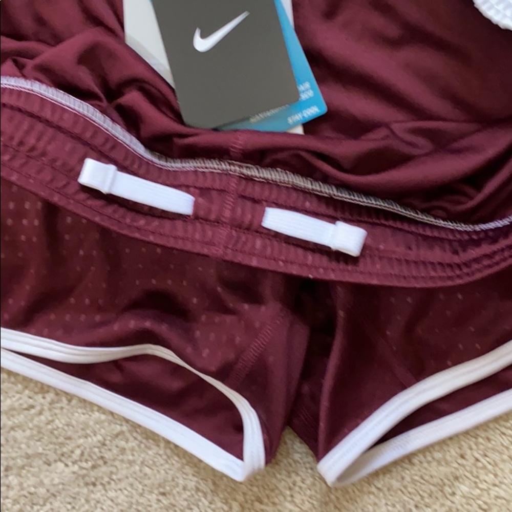 Nike women’s Virginia Tech Dri-fit shorts size M - Picture 8 of 12